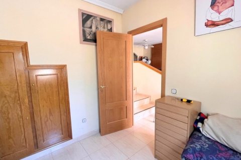 Продажа дуплекса в Полоп, Аликанте, Испания 3 спальни, 183м2 №180101 - фото 15
