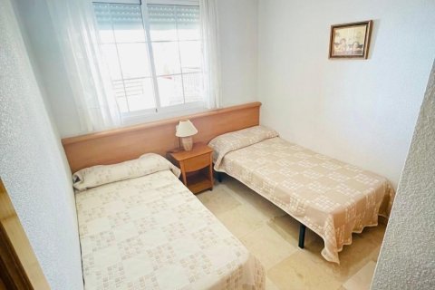 Продажа квартиры в Бенидорм, Аликанте, Испания 2 спальни, 120м2 №117117 - фото 19
