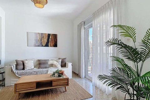 Продажа квартиры в Аликанте, Испания 3 спальни, 117м2 №179780 - фото 6