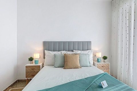 Продажа квартиры в Аликанте, Испания 3 спальни, 117м2 №179780 - фото 23