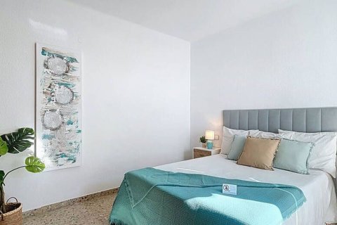 Продажа квартиры в Аликанте, Испания 3 спальни, 117м2 №179780 - фото 25