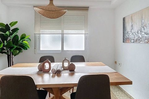 Продажа квартиры в Аликанте, Испания 3 спальни, 117м2 №179780 - фото 10
