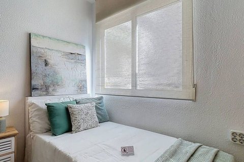 Продажа квартиры в Аликанте, Испания 3 спальни, 117м2 №179780 - фото 19