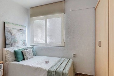 Продажа квартиры в Аликанте, Испания 3 спальни, 117м2 №179780 - фото 29
