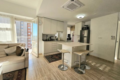 Продажа квартиры в Аликанте, Испания 2 спальни, 87м2 №179779 - фото 3