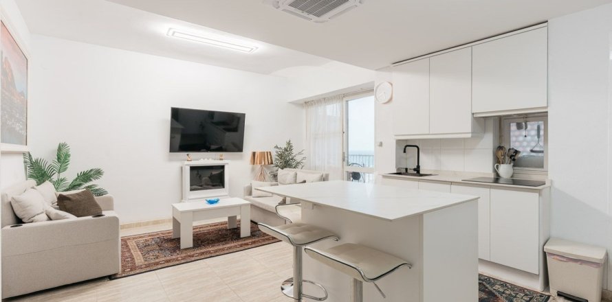 Квартира в Аликанте, Испания 2 спальни, 87м2 №179779