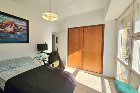 Продажа квартиры в Аликанте, Испания 2 спальни, 87м2 №179779 - фото 14