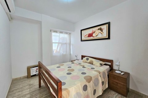 Продажа квартиры в Аликанте, Испания 2 спальни, 87м2 №179779 - фото 20