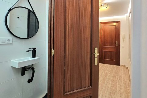 Продажа квартиры в Аликанте, Испания 2 спальни, 87м2 №179779 - фото 7