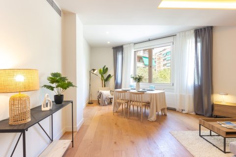 Apartment à vendre Barcelona, Espagne, 3 chambres, 82 m2 No. 133993 - photo 1