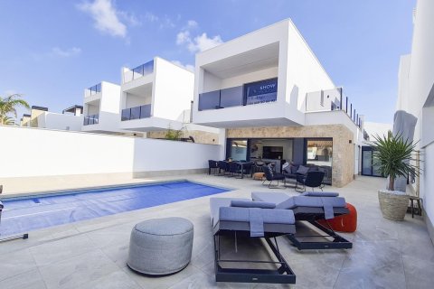 Villa for sale San Pedro del Pinatar, Murcia, Spain 3 bedrooms, 112 sq.m. No. 133998 - photo 1