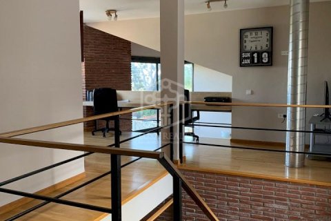 Huvila vuokrattavana Castelldefels, Barcelona, Espanja, 5 makuuhuonetta, 332 m2 No. 181698 - kuva 7