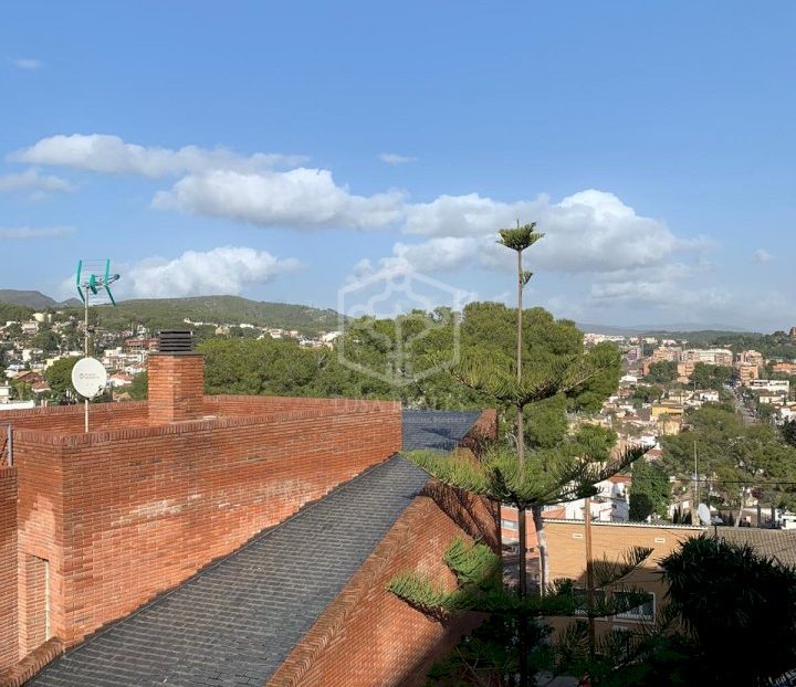 Villa à Castelldefels, Barcelona, Espagne 5 chambres, 332 m2 No. 181698