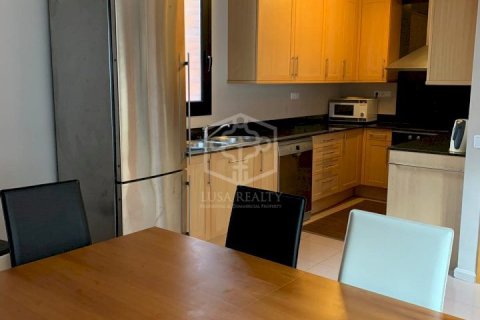 Huvila vuokrattavana Castelldefels, Barcelona, Espanja, 5 makuuhuonetta, 332 m2 No. 181698 - kuva 9