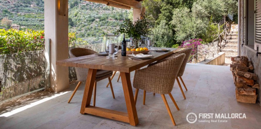 Finca a Fornalutx, Mallorca, Spagna 3 camere da letto, 204 mq. N° 167790