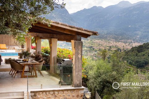 Finca in vendita a Fornalutx, Mallorca, Spagna 3 camere da letto, 204 mq. N° 167790 - foto 2