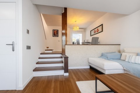 Bliźniak w Portals Nous, Mallorca, Hiszpania 3 sypialnie, 269 mkw. nr 143464 – zdjęcie 17