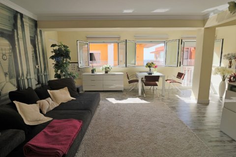 Apartamento en venta en Torrevieja, Alicante, España 3 dormitorios, 108 m2 No. 145213 - foto 9