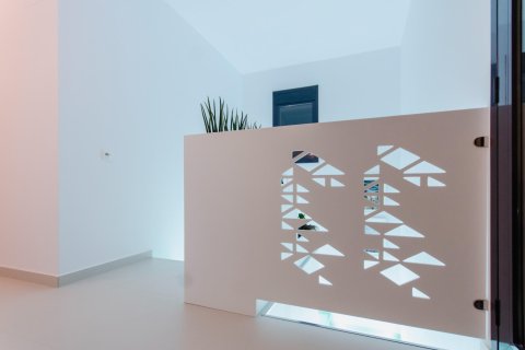 Villa for sale in Campoamor, Alicante, Spain 4 bedrooms, 322 sq.m. No. 165428 - photo 6