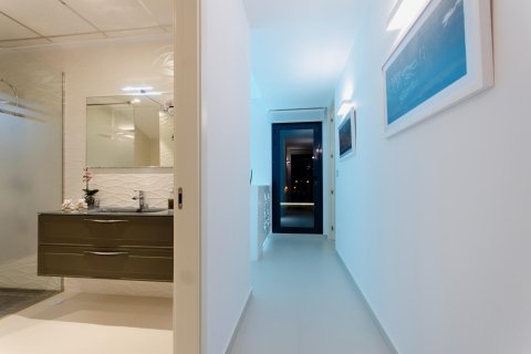 Villa for sale in Campoamor, Alicante, Spain 4 bedrooms, 322 sq.m. No. 165428 - photo 7