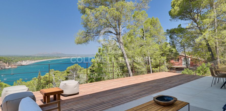 Villa in Begur, Girona, Spanien 4 Schlafzimmer, 347 m2 Nr. 160370