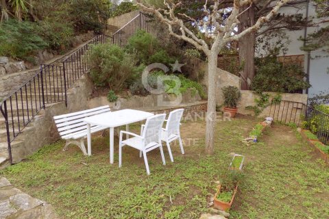 Hus till salu i Begur, Girona, Spanien 5 sovrum, 290 kvm. Nr. 160373 - foto 3