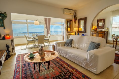 Willa w Roses, Girona, Hiszpania 5 sypialni, 281 mkw. nr 160369 – zdjęcie 17