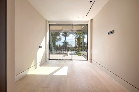 Huvila myytävänä Barcelona, Espanja, 6 makuuhuonetta, 1040 m2 No. 160375 - kuva 23
