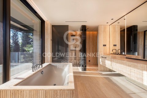 Huvila myytävänä Barcelona, Espanja, 6 makuuhuonetta, 1040 m2 No. 160375 - kuva 17