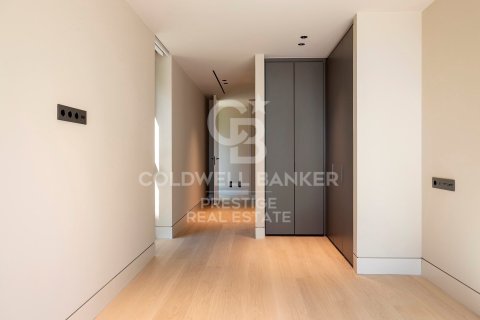 Huvila myytävänä Barcelona, Espanja, 6 makuuhuonetta, 1040 m2 No. 160375 - kuva 25