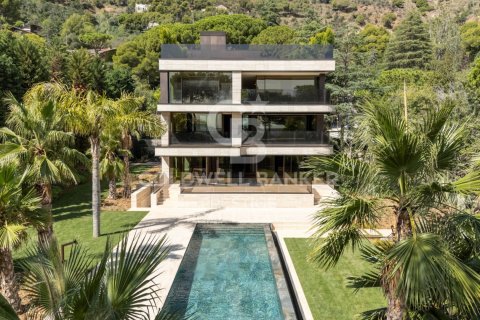 Villa en Barcelona, España 6 dormitorios, 1040 m2 No. 160375