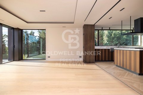 Huvila myytävänä Barcelona, Espanja, 6 makuuhuonetta, 1040 m2 No. 160375 - kuva 11
