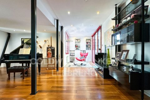 Сasa en venta en Barcelona, España 6 dormitorios, 490 m2 No. 160374 - foto 11