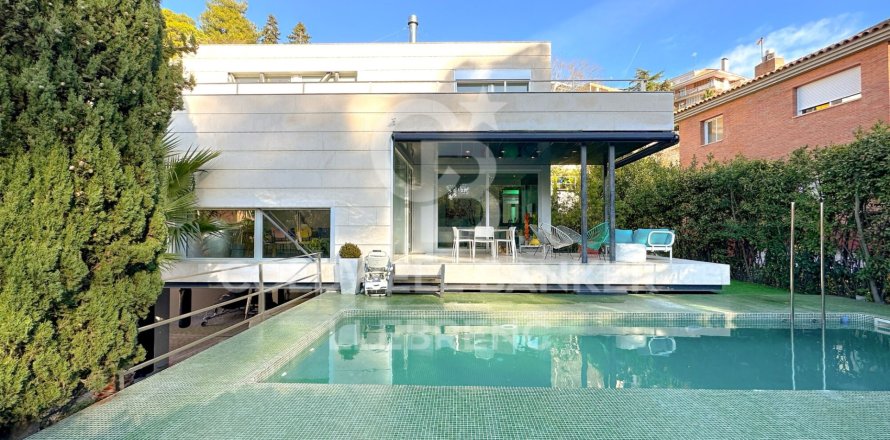 Сasa en Barcelona, España 6 dormitorios, 490 m2 No. 160374