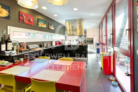 Casa in vendita a Barcelona, Spagna 6 camere da letto, 490 mq. N° 160374 - foto 19