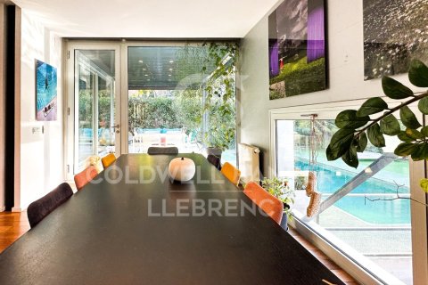 Сasa en venta en Barcelona, España 6 dormitorios, 490 m2 No. 160374 - foto 16