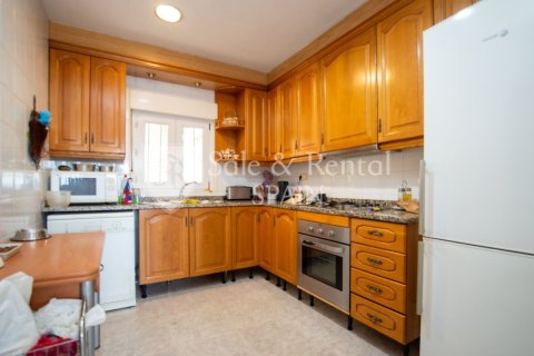 Talo myytävänä Lloret de Mar, Girona, Espanja, 5 makuuhuonetta, 240 m2 No. 166429 - kuva 9