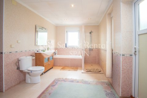 Talo myytävänä Lloret de Mar, Girona, Espanja, 5 makuuhuonetta, 240 m2 No. 166429 - kuva 22