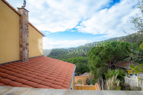 Talo myytävänä Lloret de Mar, Girona, Espanja, 5 makuuhuonetta, 240 m2 No. 166429 - kuva 14