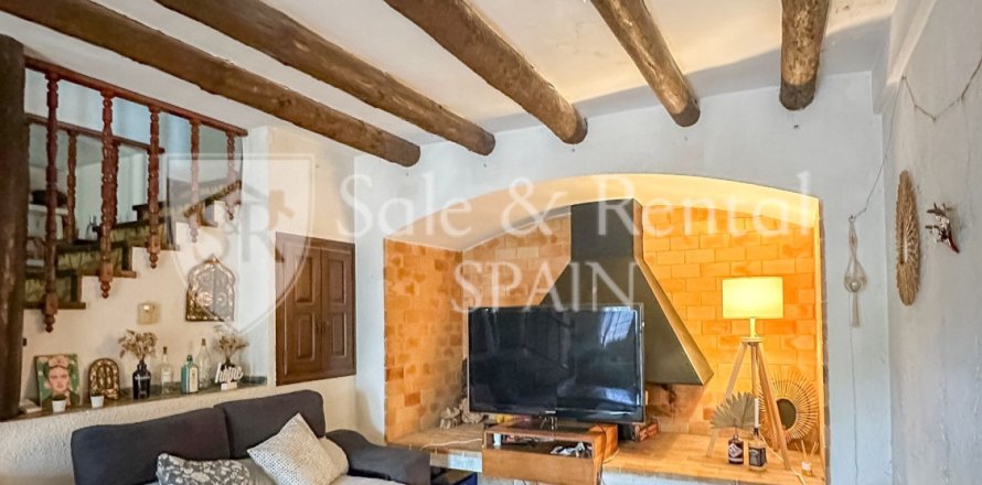 Casa a Lloret de Mar, Girona, Spagna 6 camere da letto, 500 mq. N° 166427