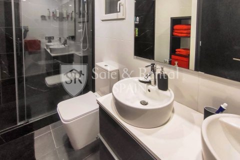 Huoneisto myytävänä Blanes, Girona, Espanja, 4 makuuhuonetta, 90 m2 No. 166428 - kuva 22