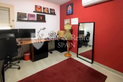 Huoneisto myytävänä Blanes, Girona, Espanja, 4 makuuhuonetta, 90 m2 No. 166428 - kuva 26