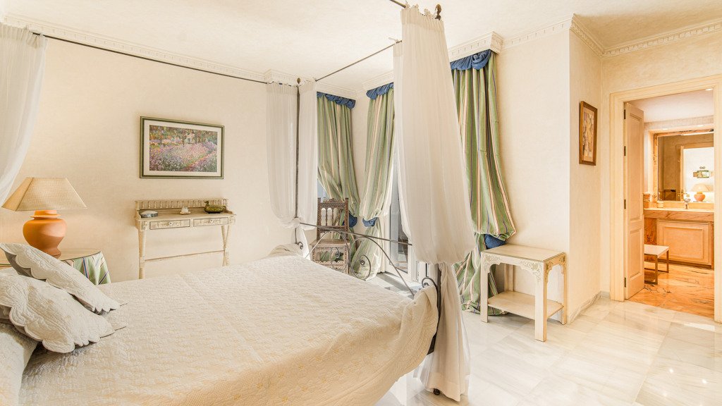 Пентхаус в Марбелья, Малага, Испания 4 спальни, 367.55м2 №98386