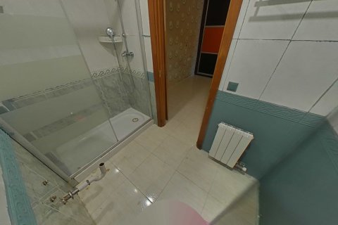 Apartment for sale in Pineda de Mar, Barcelona, Spain 3 bedrooms, 92 sq.m. No. 167039 - photo 11
