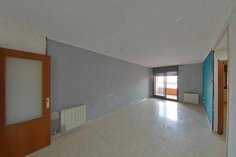 Apartment in Pineda de Mar, Barcelona, Spain 3 bedrooms, 92 sq.m. No. 167039