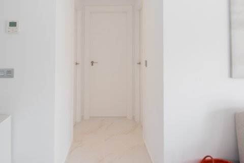 Huoneisto myytävänä Pinar De Campoverde, Alicante, Espanja, 3 makuuhuonetta, 112 m2 No. 144584 - kuva 15