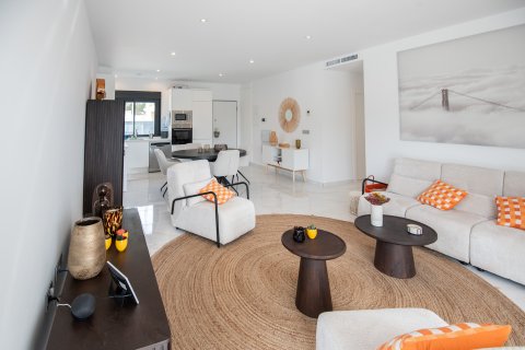 Huoneisto myytävänä Pinar De Campoverde, Alicante, Espanja, 3 makuuhuonetta, 112 m2 No. 144584 - kuva 23