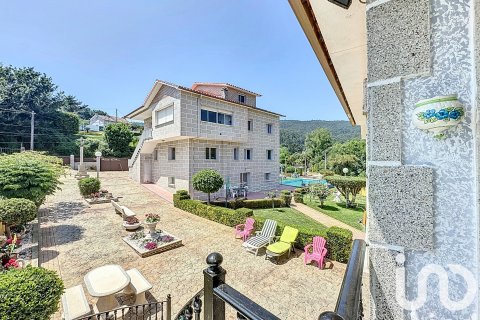 Продажа дома в Пойо, Понтеведра, Испания 15 спален, 689м2 №153309 - фото 2