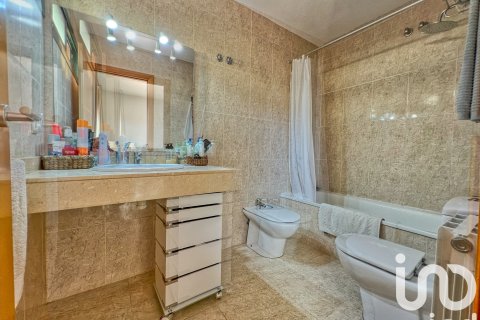 Villetta a schiera in vendita a Tarragona, Spagna 4 camere da letto, 218 mq. N° 153314 - foto 15