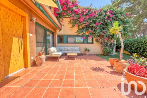 Villetta a schiera in vendita a Tarragona, Spagna 4 camere da letto, 218 mq. N° 153314 - foto 24